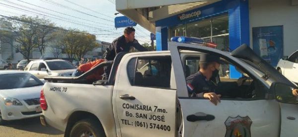 Fiscal investiga si disparo que mató a joven provino de la Policía o de detenido