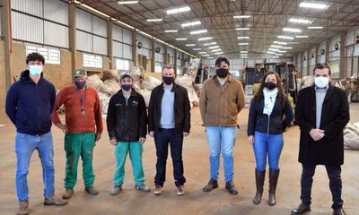 Comitiva municipal de Santa Rita visita Santa Terezinha para interiorizarse sobre modelo para manejo de resíduos sólidos urbanos