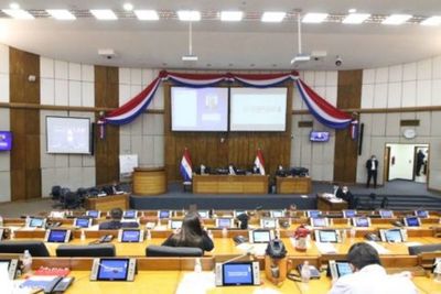 Diputados evita que clubes de fútbol y tabacaleras sean sujetos obligados a reportar ante la Seprelad - MarketData