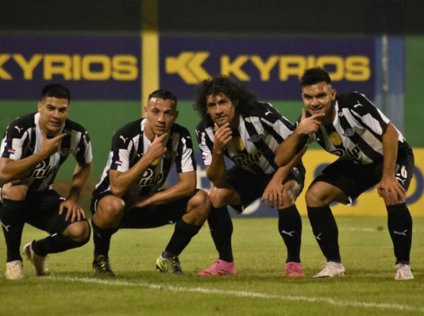 Los favoritos avanzan en la Copa Paraguay
