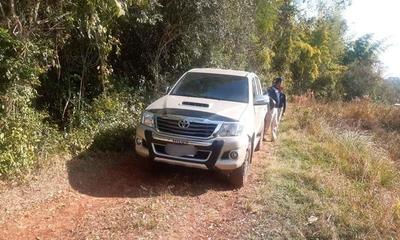 Recuperan una camioneta tras enfrentamiento en Coronel Oviedo – Prensa 5