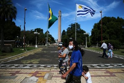 Uruguay prepara su plan para la apertura de las fronteras - ADN Digital