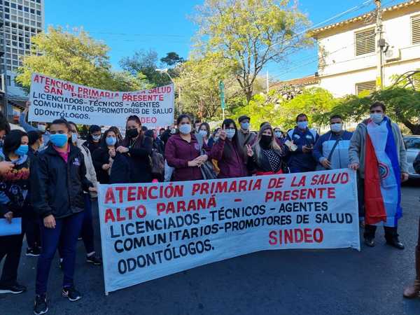 Funcionarios de las APS no logran respuesta favorable a sus pedidos - La Clave