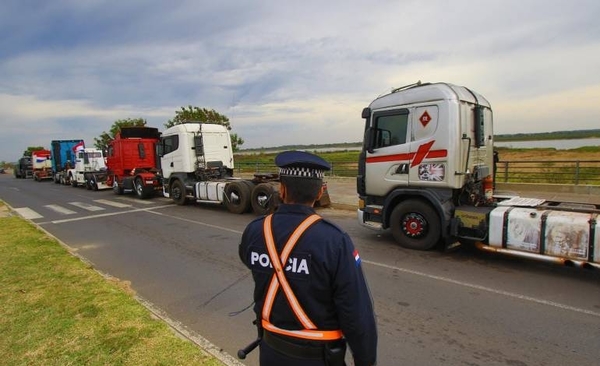 Diario HOY | Concejal pide imputar a camioneros por cerrar vías de acceso a la capital