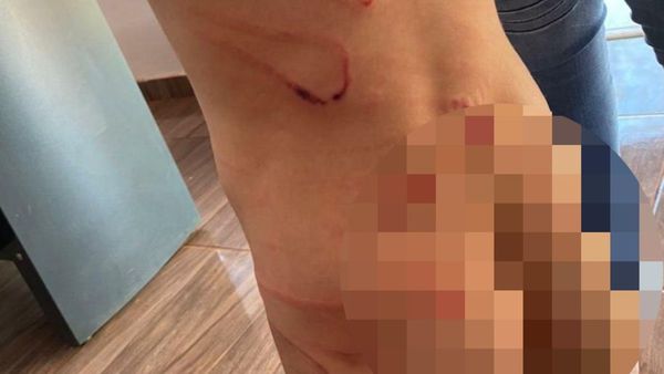 Garroteó a su hijo de cuatro años "porque no se sacó la ropa sucia"