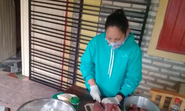 Joven ovetense vende comidas para poder presentar su tesis – Prensa 5
