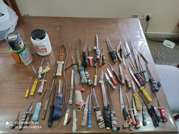 Tras requisa, incautan 63 armas blancas en cárcel de Concepción