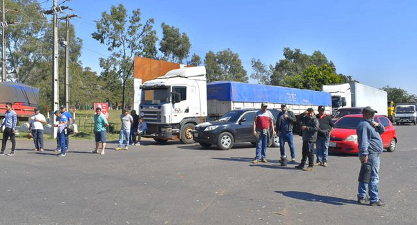 Senadores aprobaron en general Ley de Fletes - Noticiero Paraguay