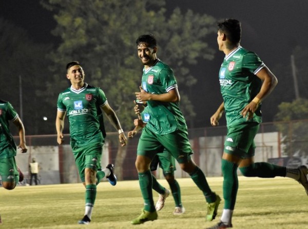 Atlético 3 de Febrero a los 16vos. de final - APF