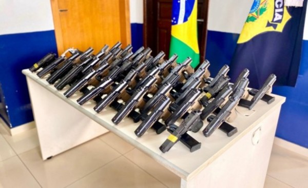 Decomisan 51 pistolas traficadas desde Ciudad del Este