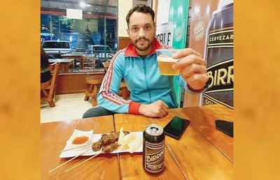 Crónica / ¡Su pasión por la cerveza le hizo armar un negocio!