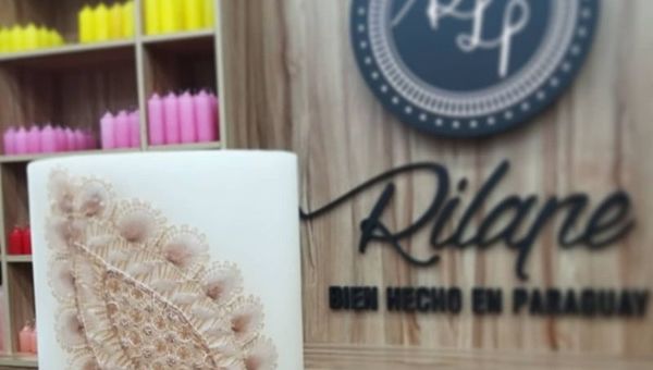 La primera fábrica de velas del país sigue produciendo y hoy ofrece más de 600 variedades