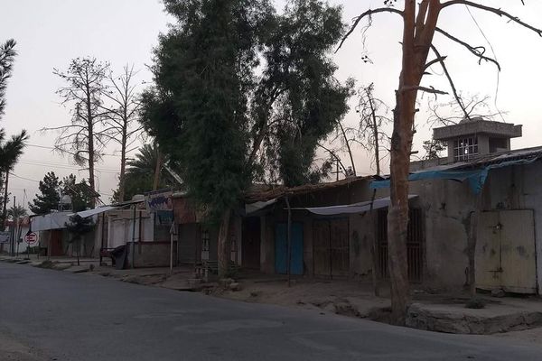 Casi cien muertos en la ofensiva antitalibán en una ciudad afgana asediada - Mundo - ABC Color