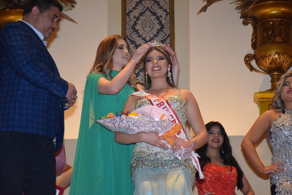 En noche de gala eligieron a Miss San Lorenzo 2021 » San Lorenzo PY