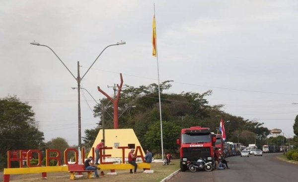 Diario HOY | Daniel Dueck, Empresario, sobre las implicancias del paro de camioneros en el sector comercial