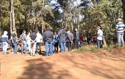 Denuncian invasión de inmueble municipal - ABC en el Este - ABC Color