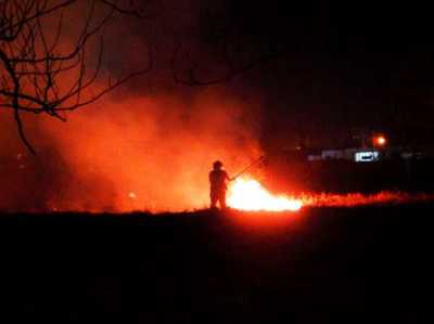 INCENDIO de PASTIZAL asusto a vecinos del AREA 3 en CDE