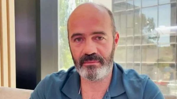Suspendieron a un profesor por enseñar que solo hay dos géneros | OnLivePy