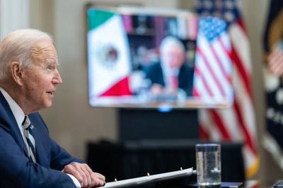 EE. UU. Supera las expectativas y crea 943.000 puestos de trabajo en julio