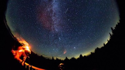 ¡Lluvia de Perseidas! Dónde y cuándo ver la lluvia de meteoros más esperada del verano