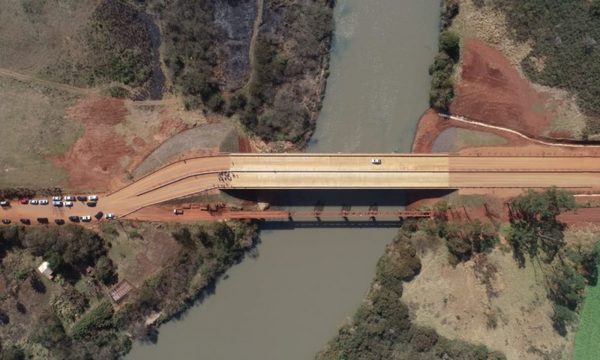 Habilitan puente sobre el río Monday
