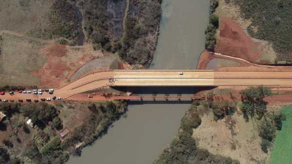 Habilitan puente que une Minga Guazú y Los Cedrales