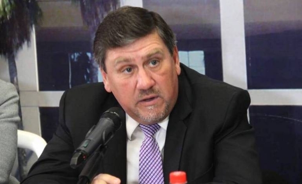 Diario HOY | Llano sostiene que ley de fletes es una "clara violación constitucional" a la libre competencia