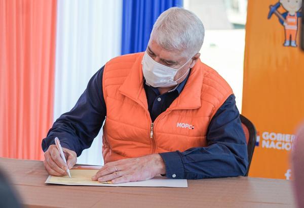 MOPC firmó contratos para las obras del Corredor Metropolitano del Este - La Clave