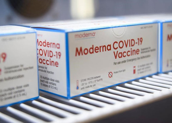 Salud usó como primeras dosis de Moderna y AstraZeneca vacunas que estaban destinadas para segundas, denuncia Desirée