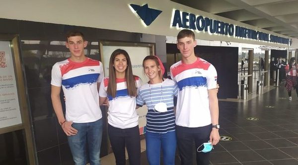 Remeros paraguayos van al mundial Junior de Bulgaria