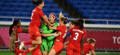 Canadá amarga a Suecia en los penales y se baña en oro en fútbol femenino