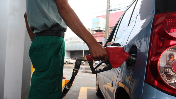 El Estado son los camioneros: Apesa denuncia que "sin permiso" no circulan y falta combustible - ADN Digital