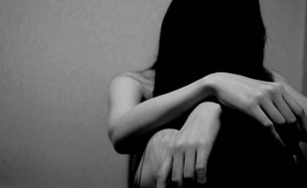Mujer fue violada tras noche de alcohol y droga