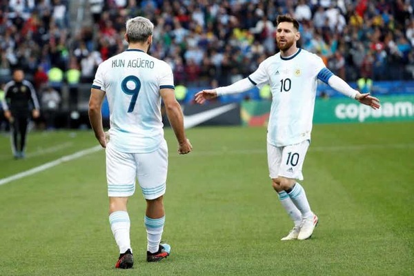 ¿Engañado? Agüero querría irse del Barcelona tras la salida de Messi