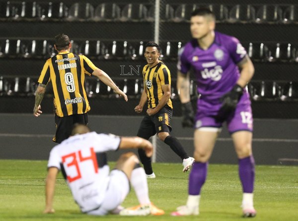 Un Guaraní contundente e imparable le propina otro duro golpe a Olimpia