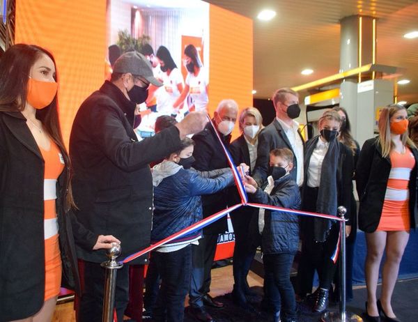 Copetrol inauguró dos estaciones, en Itapúa - Empresariales - ABC Color