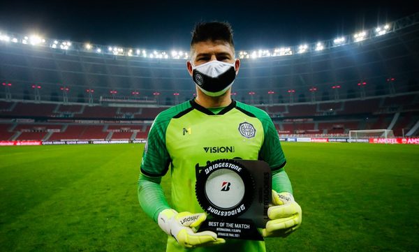 Alfredo Aguilar y Gustavo Gómez, presentes en el once ideal latinoamericano