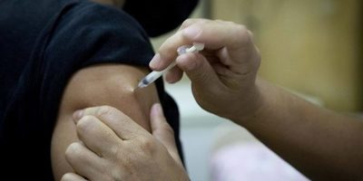 Continúa la aplicación de la segunda dosis de AstraZeneca y Pfizer | Ñanduti