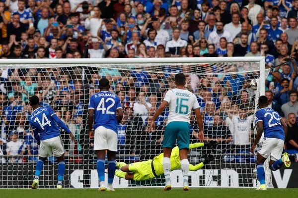 Leicester comienza la temporada conquistando la Community Shield - Fútbol Internacional - ABC Color