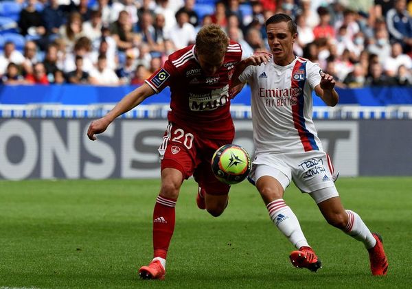 Lyon empieza su temporada con empate - Fútbol Internacional - ABC Color