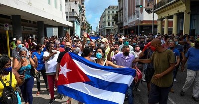La Nación / Tribunales de Cuba juzgan a 62 personas por las protestas de julio