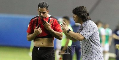 Daniel Garnero enumera las falencias de Libertad en la caída ante Nacional