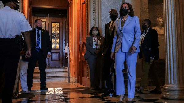 Gigantesco plan de infraestructura de Biden alcanza una etapa clave