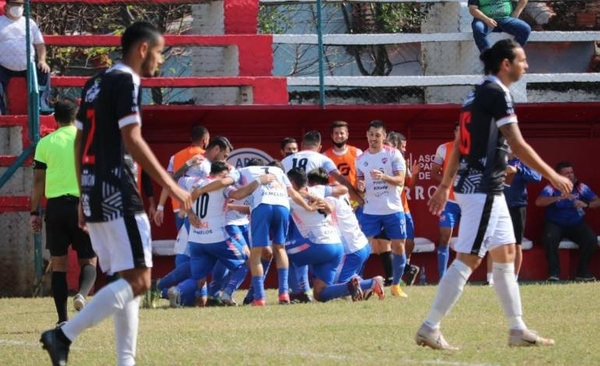 Diario HOY | El Tricolor gana y sale del foso