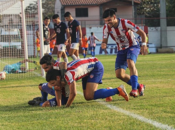 Triunfa y es escolta en la Primera C - APF