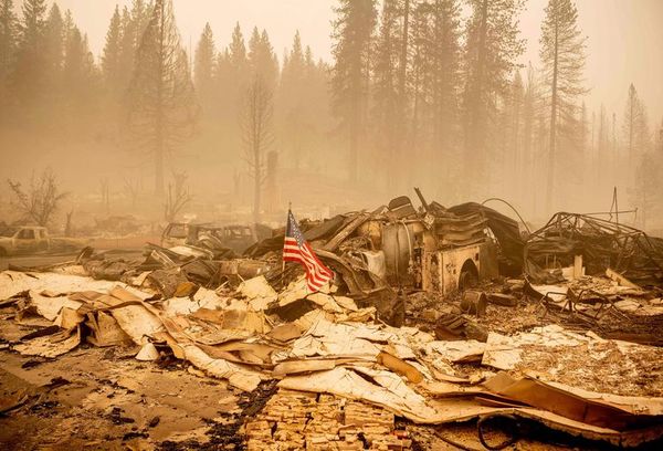 El incendio Dixie es ahora el segundo más grande en la historia de California - Mundo - ABC Color