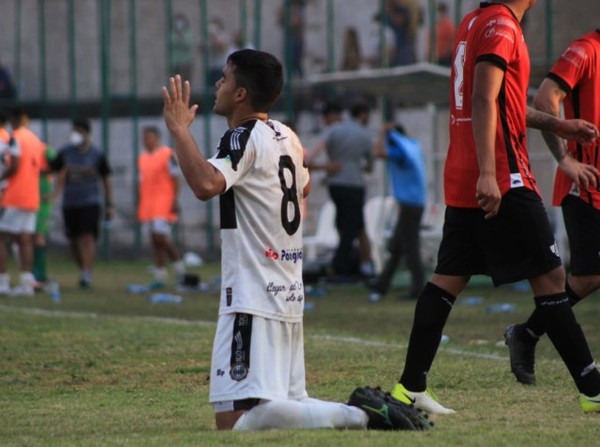 Dos victorias en el cierre de la fecha 21 - APF