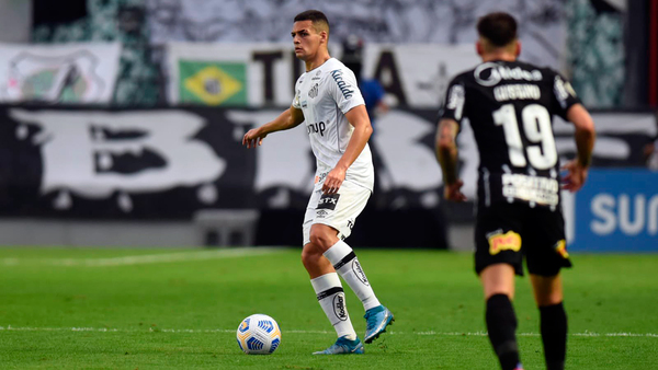 Santos empata con Corinthians, antes de su encuentro con Libertad