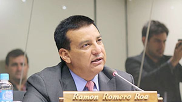 UN ACOMODADO RAMÓN ROMERO ROA AHORA PRESIONA A INTENDENTES PARA DEFENDER A PRIETO