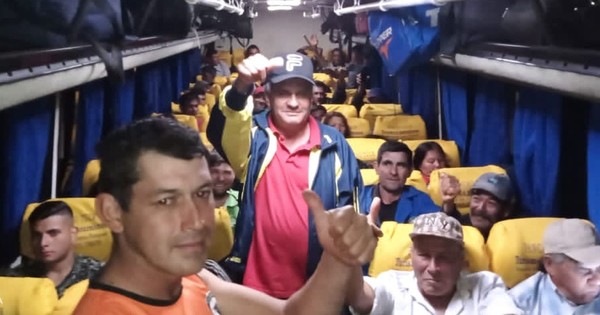 La Nación / Campesinos se trasladan a Asunción para movilizarse